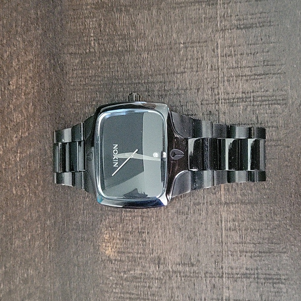 Nixon Watch